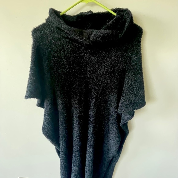 BOGO Turtleneck pop-over tunic - Picture 1 of 3